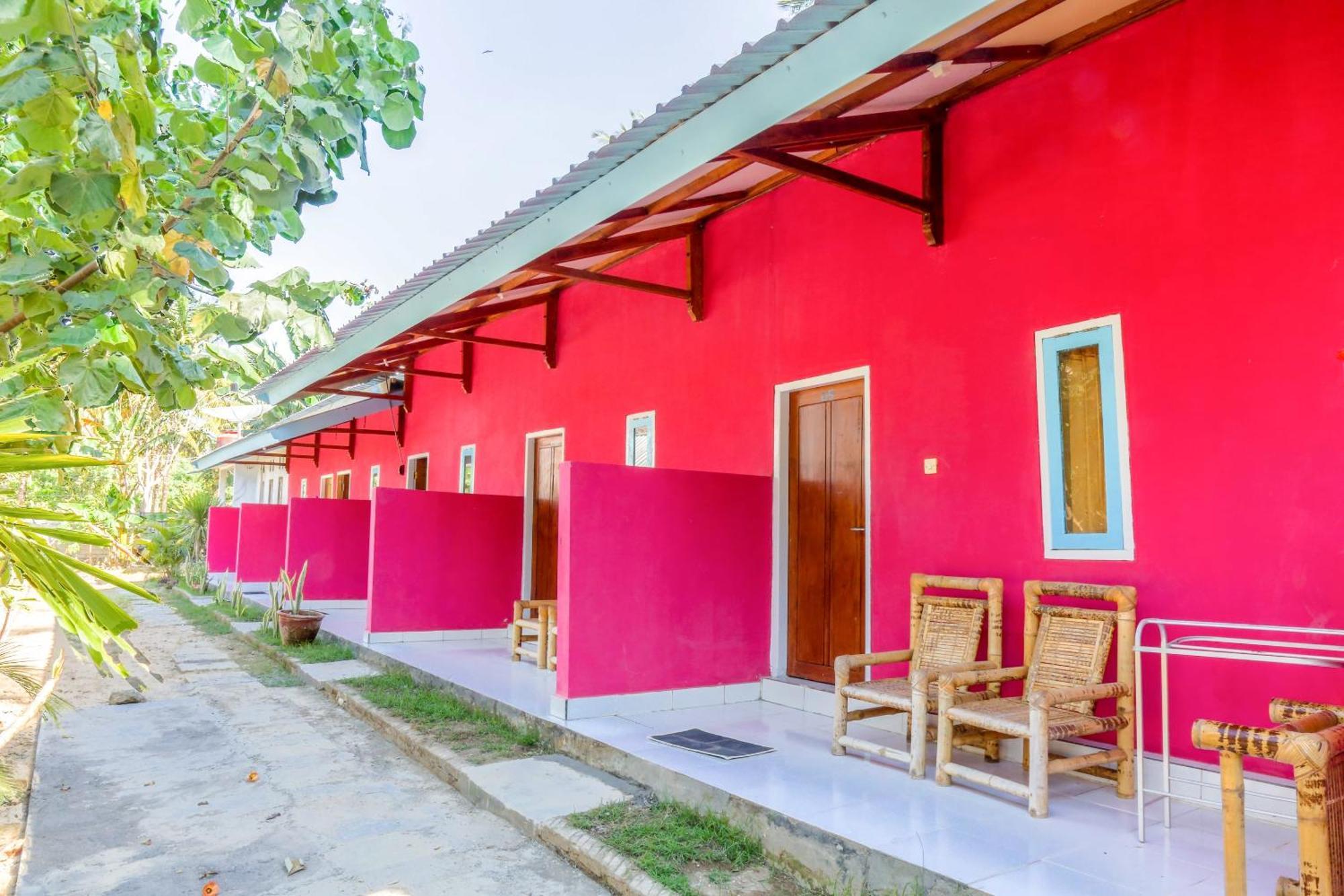 Oyo 1662 Zury Homestay Kuta  المظهر الخارجي الصورة