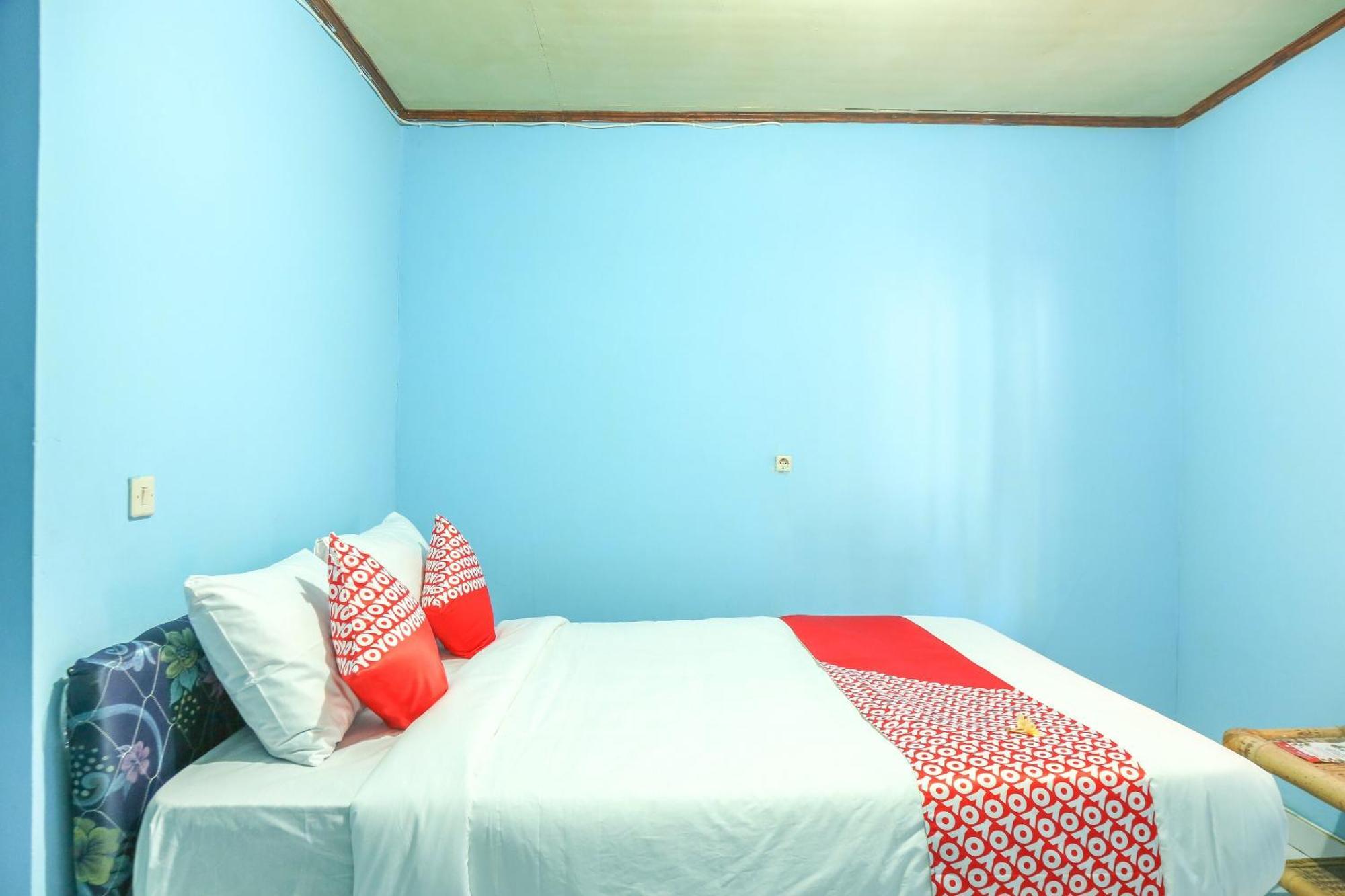 Oyo 1662 Zury Homestay Kuta  المظهر الخارجي الصورة